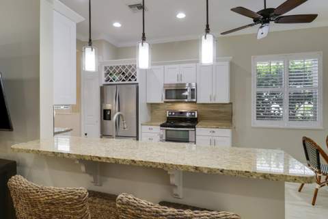 7664 Greenbrier Circle, Port St. Lucie FL - photo 13 of 57