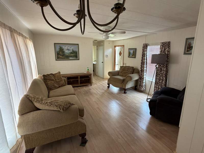 2 bedroom Manufactured Home at 5251 SW 22nd Avenue, Ravenswood Estates & Marinas, Dania Beach — photo 5