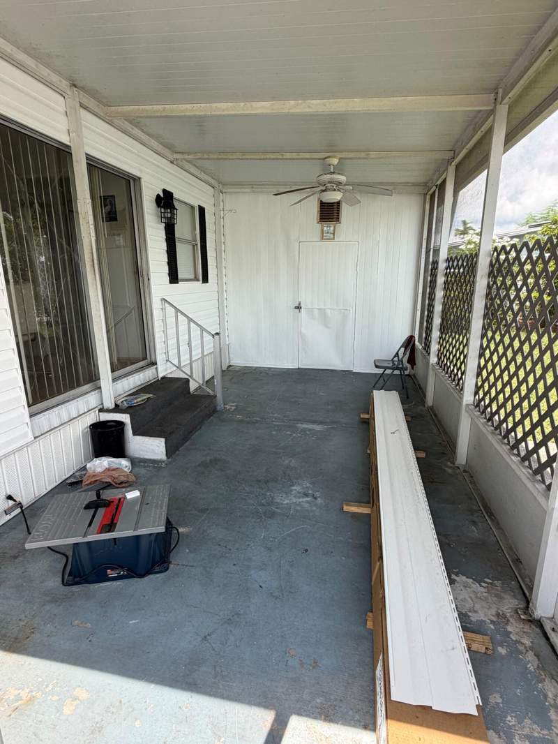 2 bedroom Manufactured Home at 5251 SW 22nd Avenue, Ravenswood Estates & Marinas, Dania Beach — photo 3