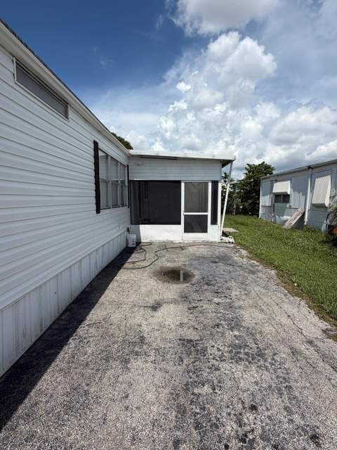 5251 SW 22nd Avenue, Dania Beach FL - photo 15 of 17