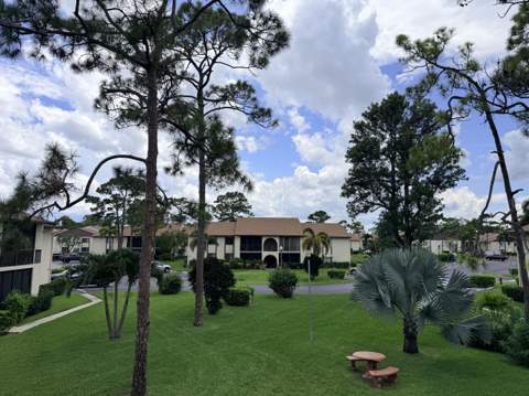 318 Knotty Pine Circle #D-2, Greenacres FL - photo 22 of 22