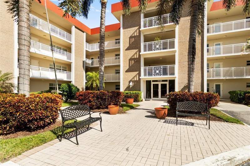 2 bedroom Condominium at 3100 NE 48th Court #413, No 3 Palm-Aire At Coral Key, Lighthouse Point — photo 2