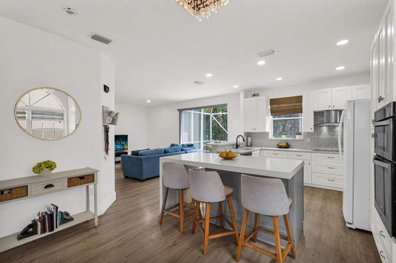 3 bedroom Single Family Residence at 527 NW 87th Lane, Ramblewood South, Coral Springs — photo 4