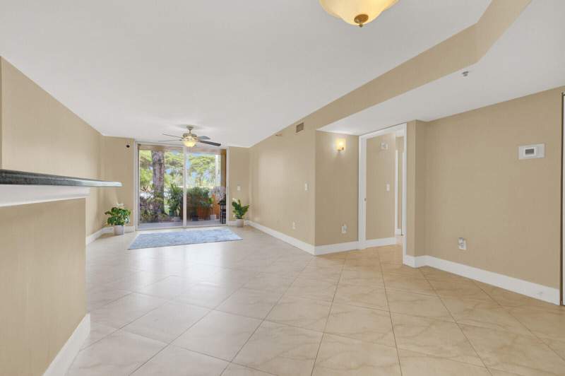 2 bedroom Condominium at 110 Yacht Club Way #105, Yacht Club On The Intracoastal Condo, Hypoluxo — photo 4