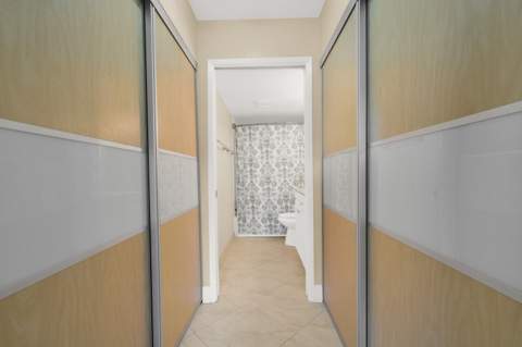 110 Yacht Club Way #105, Hypoluxo FL - photo 18 of 44