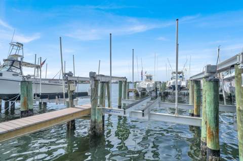 110 Yacht Club Way #105, Hypoluxo FL - photo 23 of 44