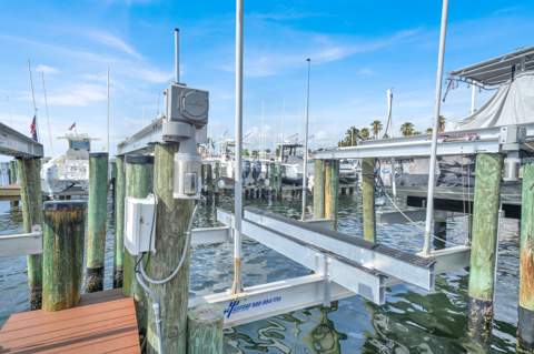110 Yacht Club Way #105, Hypoluxo FL - photo 22 of 44