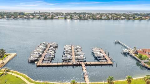 110 Yacht Club Way #105, Hypoluxo FL - photo 24 of 44