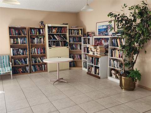 321 SE 3rd Street #302, Dania Beach FL - photo 17 of 23