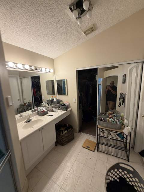 8164 Pelican Harbour Drive, Lake Worth FL - photo 20 of 38