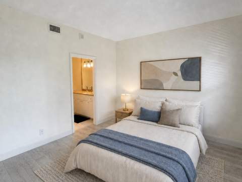 1801 S Flagler Drive #104, West Palm Beach FL - photo 13 of 19