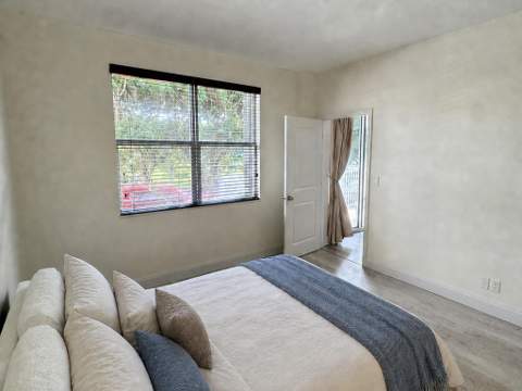 1801 S Flagler Drive #104, West Palm Beach FL - photo 14 of 19