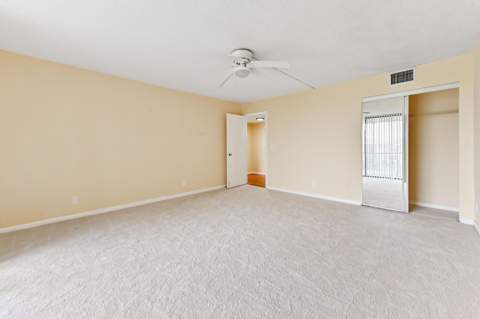 2820 Tennis Club Drive #401, West Palm Beach FL - photo 19 of 36