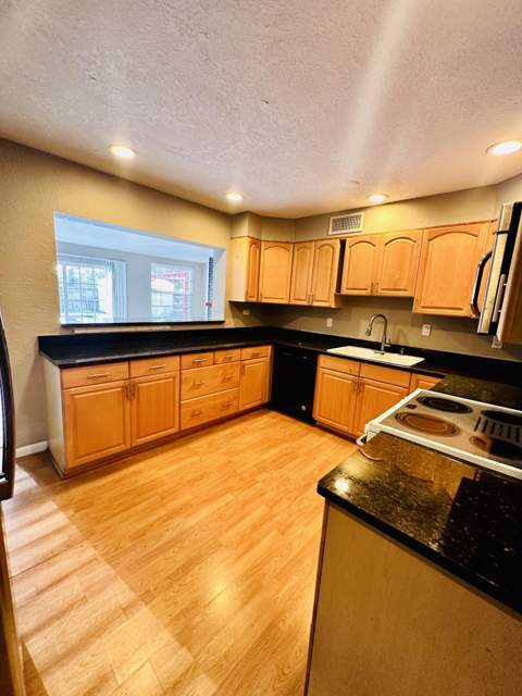 1118 N E Street, Lake Worth Beach FL - photo 8 of 41