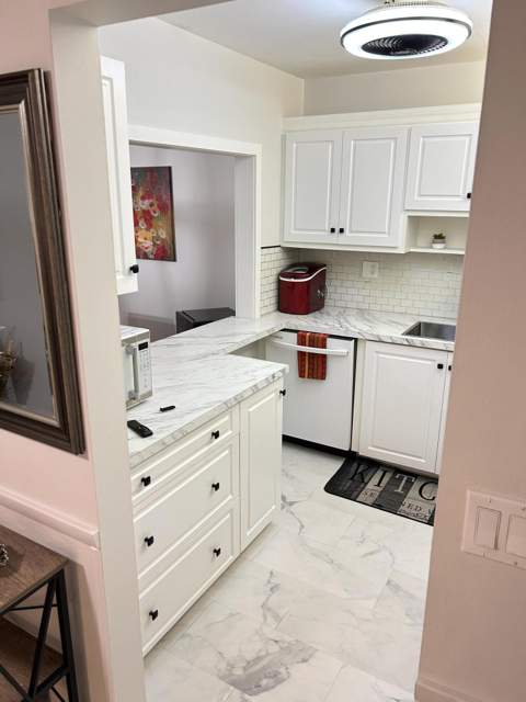 5640 SW 3rd Place #208, Margate FL - photo 18 of 35