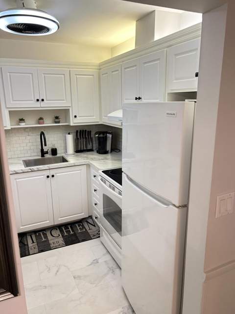 5640 SW 3rd Place #208, Margate FL - photo 19 of 35