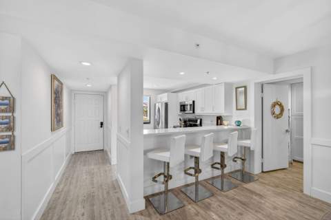 1901 Marina Isle Way #304, Jupiter FL - photo 7 of 67