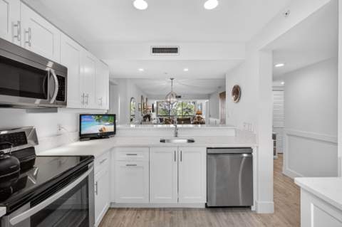 1901 Marina Isle Way #304, Jupiter FL - photo 12 of 67