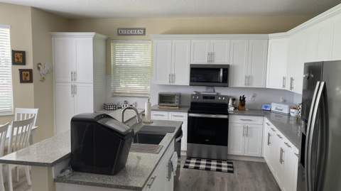 7650 Oak Grove Circle, Lake Worth FL - photo 17 of 69