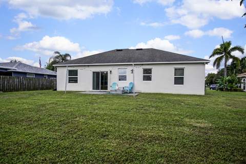 2109 SW Chestnut Lane, Port St. Lucie FL - photo 20 of 37