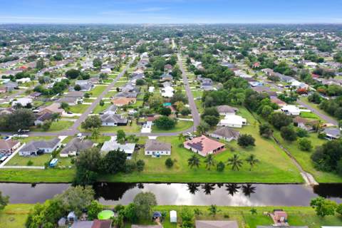 2109 SW Chestnut Lane, Port St. Lucie FL - photo 21 of 37