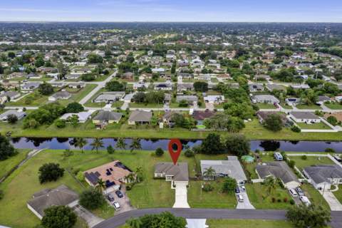 2109 SW Chestnut Lane, Port St. Lucie FL - photo 23 of 37