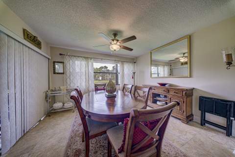 7650 Tahiti Lane #105, Lake Worth FL - photo 7 of 30