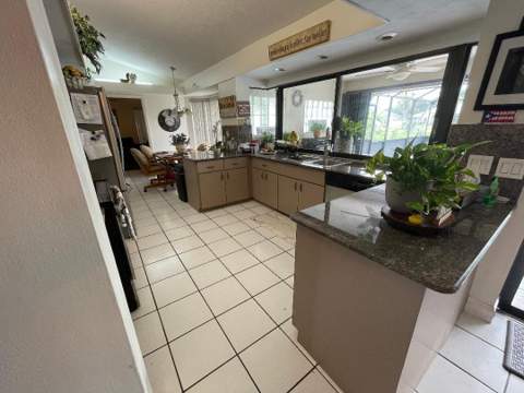 6409 NW Friendly Circle, Port St. Lucie FL - photo 15 of 37
