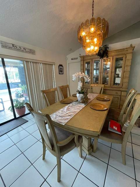 6409 NW Friendly Circle, Port St. Lucie FL - photo 13 of 37