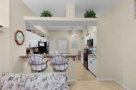 641 NW Venetto Court, Port St. Lucie FL - photo 10 of 32