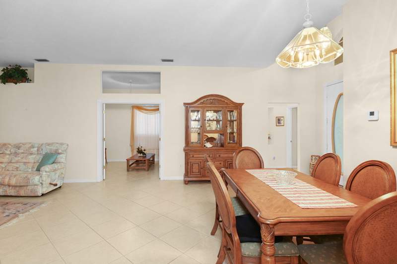 3 bedroom Single Family Residence at 641 NW Venetto Court, Kings Isle Phase Iic, Port St. Lucie — photo 5