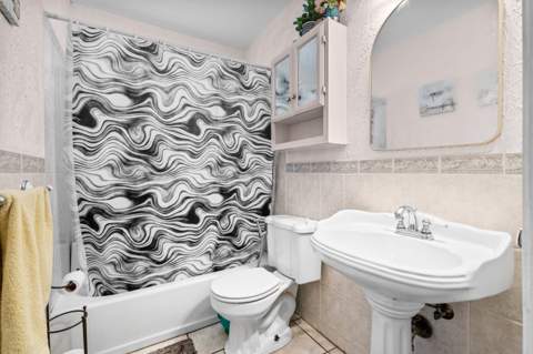 8460 NW 15th Street, Pembroke Pines FL - photo 13 of 25