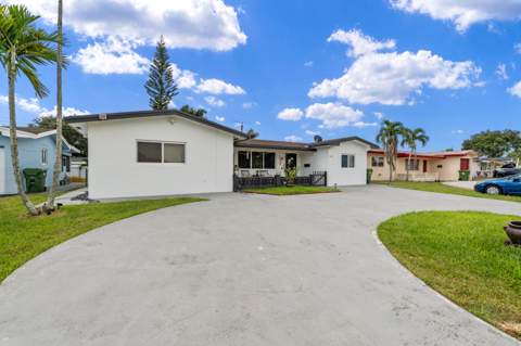 8460 NW 15th Street, Pembroke Pines FL - photo 21 of 25