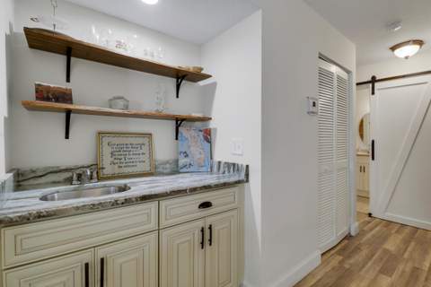 1102 Wingfoot Drive #C, Jupiter FL - photo 18 of 48