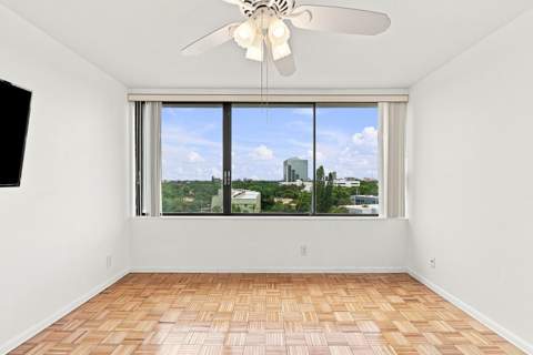1500 Presidential Way #704, West Palm Beach FL - photo 20 of 25