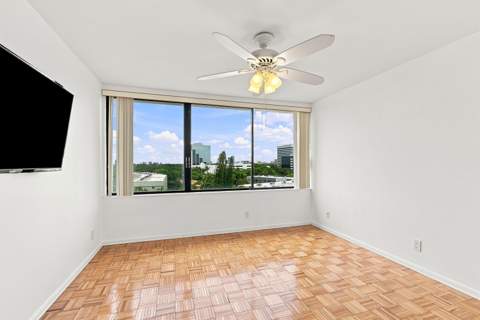 1500 Presidential Way #704, West Palm Beach FL - photo 16 of 25
