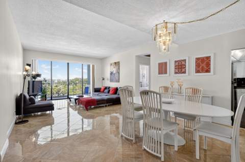 2860 S Ocean Boulevard #604, Palm Beach FL - photo 9 of 38