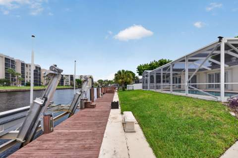 535 NE 8th Avenue, Deerfield Beach FL - photo 7 of 66