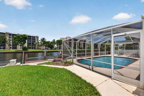 535 NE 8th Avenue, Deerfield Beach FL - photo 10 of 66