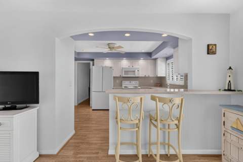 535 NE 8th Avenue, Deerfield Beach FL - photo 18 of 66
