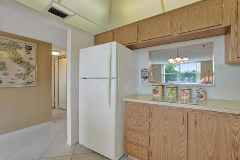 6850 Royal Palm Boulevard #202G, Margate FL - photo 6 of 31