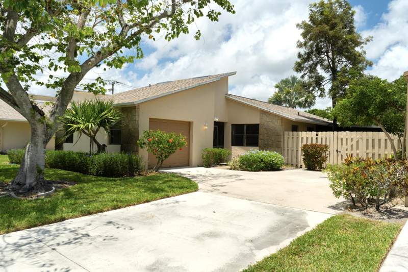 2 bedroom Single Family Residence at 3155 NW 9th Street, Rainberry Bay Sec 5, Delray Beach — photo 2