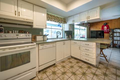 7321 NW 14th Street, Plantation FL - photo 11 of 37