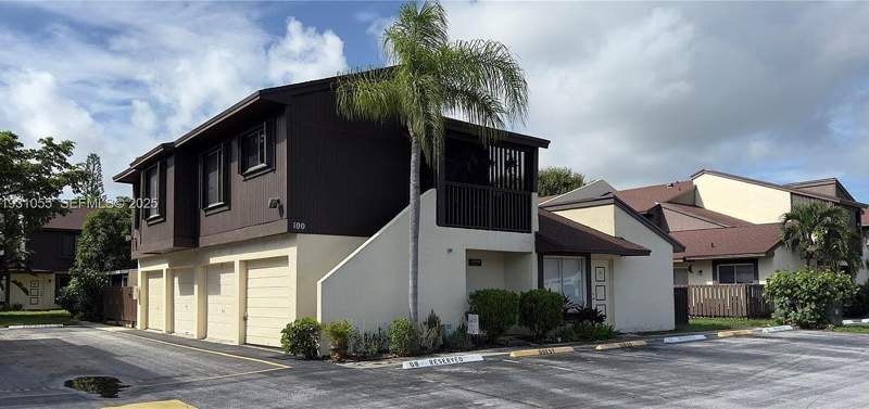 2 bedroom Condominium at 5324 Bosque Lane #92, Forest Condo, West Palm Beach — photo 2