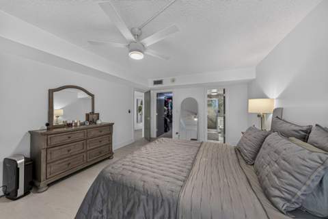 1370 S Ocean Boulevard #405, Pompano Beach FL - photo 14 of 40