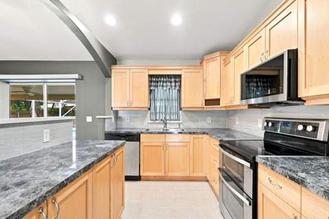1120 SW Irving Street, Port St. Lucie FL - photo 14 of 52