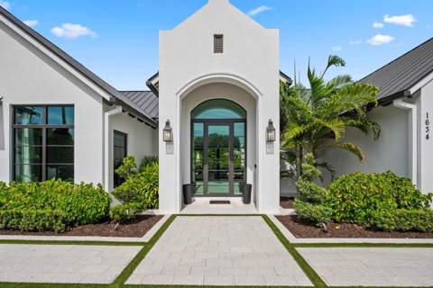1634 N Swinton Avenue, Delray Beach FL - photo 9 of 87