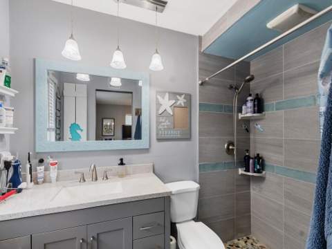 261 SE Wallace Terrace, Port St. Lucie FL - photo 9 of 25