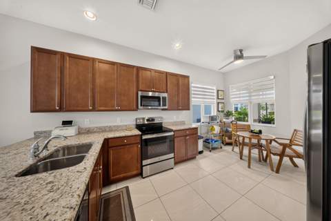 25037 SW Alberti Way,  FL - photo 6 of 49
