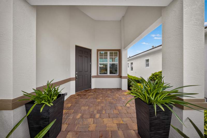 3 bedroom Single Family Residence at 25037 SW Alberti Way, Verano Pud No 1 Plat No 21 — photo 3